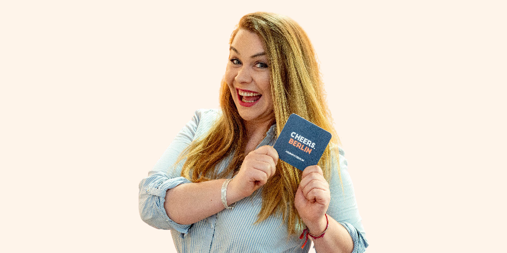 Tatjana HubSpot 1000x500 Hintergrund farbig